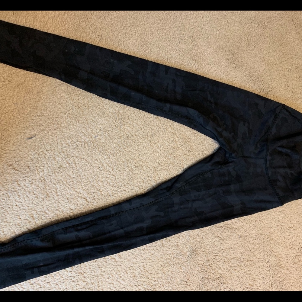 Lululemon wunder under camo